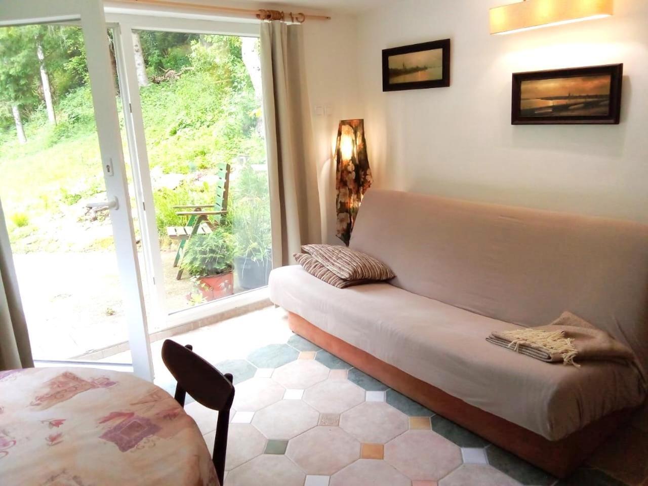 Art House Tufi Appartement Bistrica ob Sotli Buitenkant foto